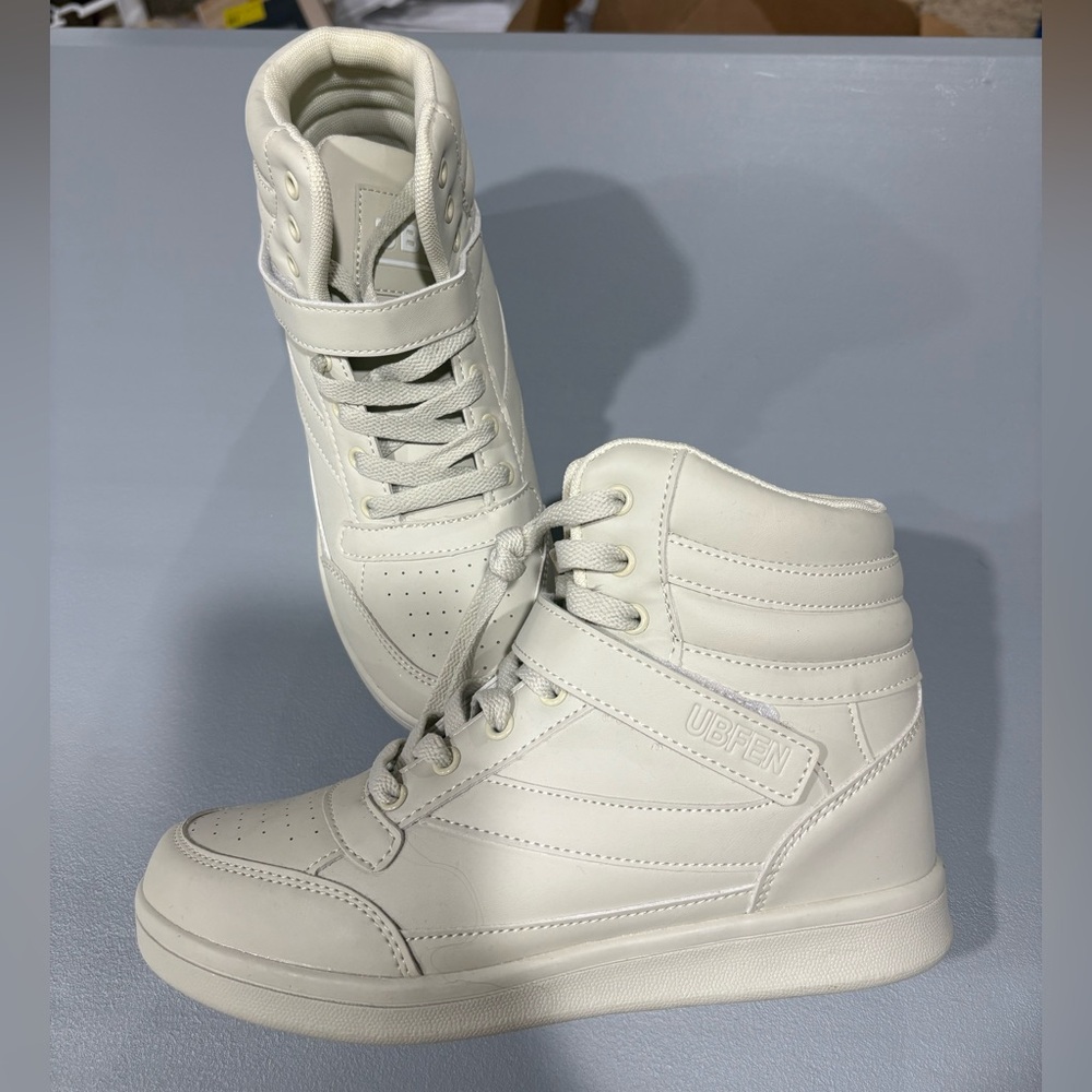 NEW Women's Cream High-Top Sneakers